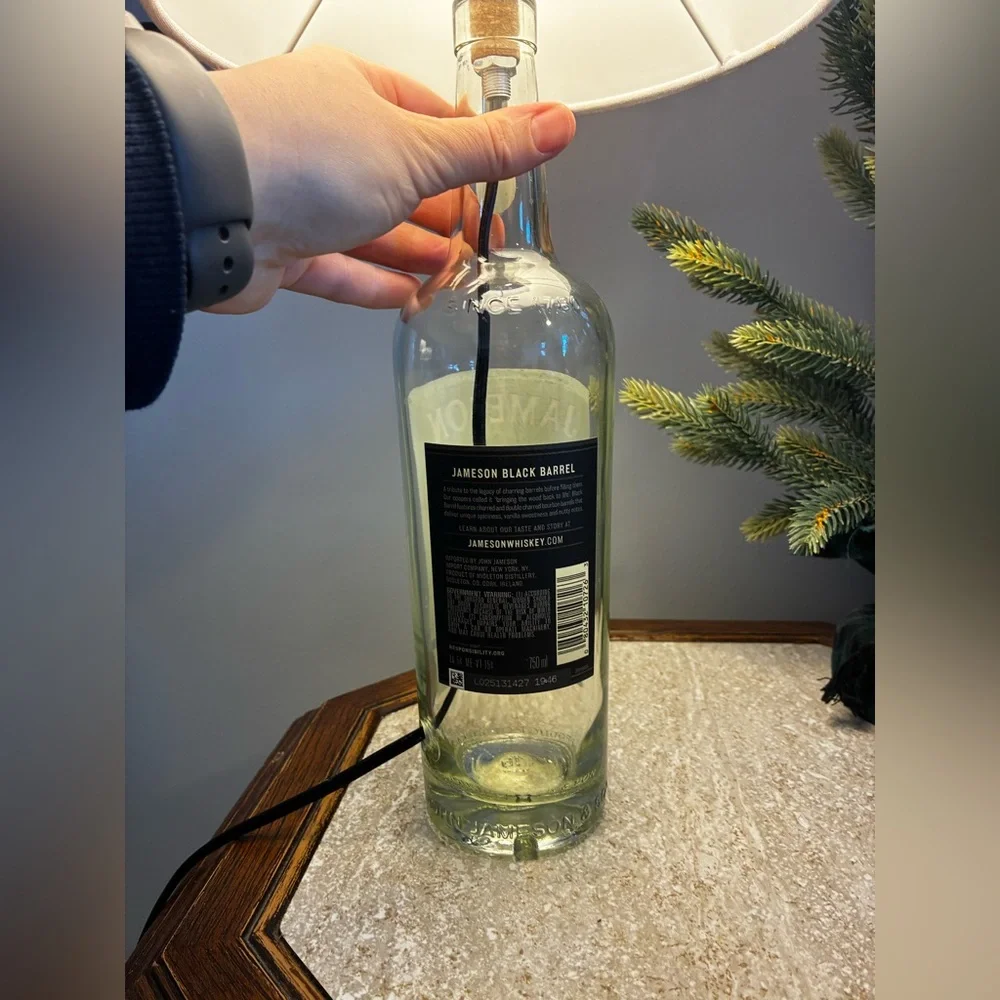 Jameson Black Barrel Whiskey Liquor Glass Bottle Lamp